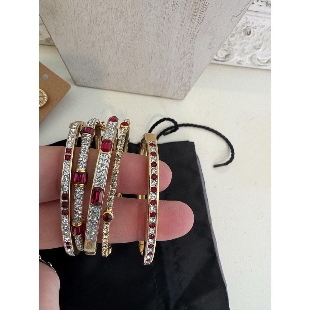 Vintage Carolee Gold Tone 5 Bracelets & Earrings Set WOW! - Picture 4 of 6